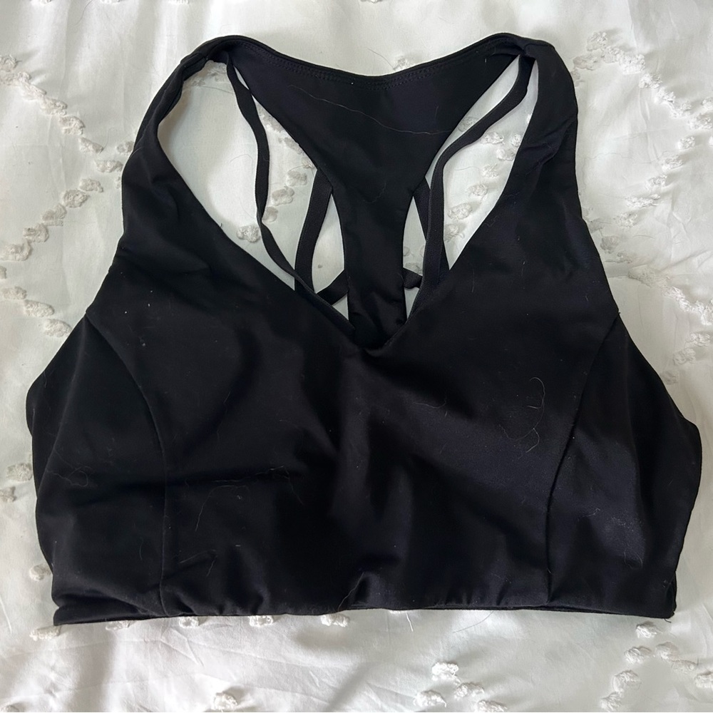 Fabletics Boost High Impact Sports Bra